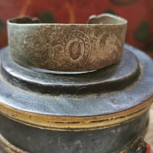 老銀手鐲，重2克，免運。h ～ 歷史價格詳細信息