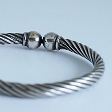 VINTAGE歐洲回流 古董黃金寶石吊墜 瑞士懷表 18K琺瑯寶石 擁有非常精細的鑽石和祖母綠鑲嵌 1860年制造 寶石鑲嵌，18k金的Le 老貨 古董 舊藏 歷史價格詳細信息