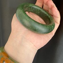～新疆特色碧玉籽輪胎手鐲 ～三維57/18.5/12.5 很 歷史價格詳細信息