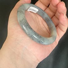 和闐玉青花籽料手鐲，鐲子墨色特別好看肉質也細，就跟墨汁一樣，1926 歷史價格詳細信息