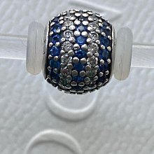 潘多拉藍色魅力之心吊墜C01全新，全新，全新，鋯石極透極閃，對品質有要求的來！所見即所得， 歷史價格詳細信息