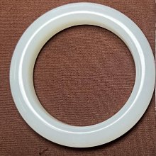 和闐玉手鐲，新疆且末糖白，白度很好，油性非常足。35268 歷史價格詳細信息