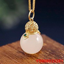 藏精閣精品和田玉松果吊墜晴水湖水綠黑青橡果鎖骨墜手鏈墜手機墜DIY配飾 歷史價格詳細信息