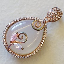 賣家珍藏，全新人造珠手鍊，賣場另有同款項鍊，無底價！免運費！ 歷史價格詳細信息