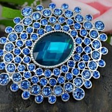 {{ MONET莫內 }} 美國專櫃品牌-22K高雅胸針( 九成新 日本札幌買回 買價15,000 售 2880 ) 歷史價格詳細信息