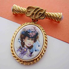 【戴大花2】Avon 1985年 Classic Circle Pin 金色經典 小翅膀  迴旋美品 別針 #B257 歷史價格詳細信息