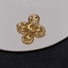 【熱賣精選】 重工個性拼接長袖T恤短版上衣防曬罩衫+大口袋不規則牛仔半身裙短裙A字裙 長袖套裝49837 歷史價格詳細信息