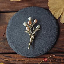 精品免運-窗邊 復古優雅淡水珍珠郁金香花束文藝風 國風胸針 女 大衣旗袍領 價格比較,價格查詢,歷史價格詳細信息