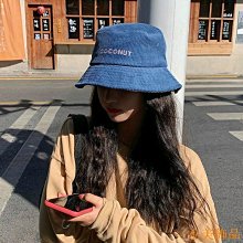 極可愛 蛋形 奶油桌燈 對燈 完整漂亮 . 高約 40 徑約 20 . 倉庫長期存放未使 台中 Under Object 歷史價格詳細信息