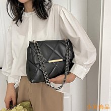 香港品牌時尚鏈條百搭圓筒包2023新款高級質感單肩包休閒斜揹包潮 歷史價格詳細信息