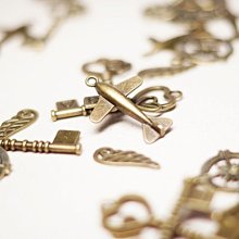 英文字母吊牌復古泰銀s925純銀笑臉項鍊女潮網紅ins冷淡風鎖骨鏈 歷史價格詳細信息
