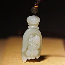 【爆款】白色玉石笛子女古風簫短笛古裝漢服舞蹈笛子道具樂器收藏擺件桌面 歷史價格詳細信息