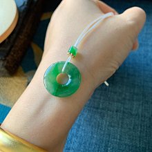 辣陽綠飄墨色花翡翠珠珠  尺寸卡5.25有墨色的色根紋微微黃棉和一點平臺 翡翠 飾品 收藏【二手】【微淵古董】-656 歷史價格詳細信息