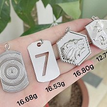 鉑金Pt950吊墜，卡37，成色9.5新，款式經典，克價實時 歷史價格詳細信息