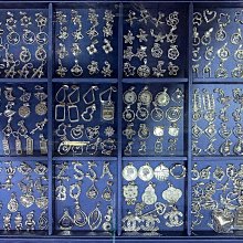 鉑金Pt950吊墜，卡37，成色9.5新，款式經典，克價實時 歷史價格詳細信息