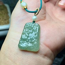 翡翠牌子一枚 顏色不錯做工好 適合佩戴 盤玩下顏色更漂亮 的一塊牌子 包天然A貨 古董 古玩 舊藏 二手【三分利】-755 歷史價格詳細信息