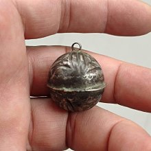 老銀鈴鐺一只，聲音清脆，包老保真 古玩 老物件 舊藏 -3773 歷史價格詳細信息