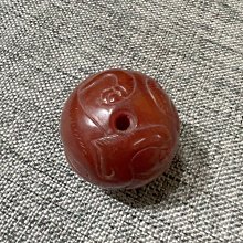 老瑪瑙珠孑10枚，翁仲形象，尺寸2.1x1.4CM，可做手串，包漿厚重，老熟。（二手貨不退 歷史價格詳細信息