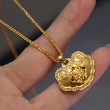 鉆石吊墜，主石:0.146克拉，配石0.045克拉，顏色F- 歷史價格詳細信息