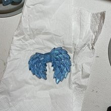 天然海藍寶吊墜，雕刻知了 晶體乾淨，顏色超美 自然光拍圖，實物更美，規格約38/18/12mm 此物屬高檔貨 售出不退換 歷史價格詳細信息