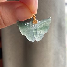 純天然a貨翡翠吊墜、掛件、項鍊 都是自己賣來戴的，不是商家， 歷史價格詳細信息