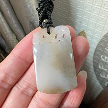 樓蘭玉斧玉刀型，菠菜色。刃口鋒利長條彎刀造型犀利霸道。10293 歷史價格詳細信息