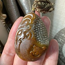籽料仿古雙龍雞心佩新疆和闐玉籽料白玉灑金皮鏤空吊墜掛件，重1 歷史價格詳細信息