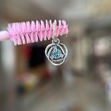 潘多拉正品穆拉諾蘋果吊墜C0198新，細節微距拍的很清楚，可隨意鑑定，假的隨便退，來回運費 歷史價格詳細信息