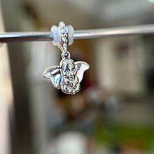 潘多拉正品穆拉諾蘋果吊墜C0198新，細節微距拍的很清楚，可隨意鑑定，假的隨便退，來回運費 歷史價格詳細信息