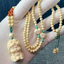 猛犸牙把件吊墜，盤很久啦，保真10000%支持國檢鑑定，無笑，品相如圖，尺寸71.5×31.5×10.5mm，克重27.33克，標價是總價哈 歷史價格詳細信息