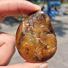 籽料仿古雙龍雞心佩新疆和闐玉籽料白玉灑金皮鏤空吊墜掛件，重1 歷史價格詳細信息