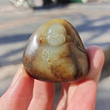 籽料新疆和闐白玉 獨籽灑金皮 金包玉 有開窗 整塊都是肉，肉細，真皮色，無二度上色 歷史價格詳細信息