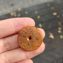 白送價新疆和闐玉籽料獨籽白玉光白籽猴如意竹子吊墜掛件，重11 歷史價格詳細信息