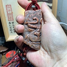 悟空大聖戈壁原石雕刻文玩手把件掛件吊墜阿拉善奇石原形原石雕刻，滄桑質感非常帥的尺寸5.2* 歷史價格詳細信息