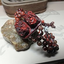 天然阿卡牛血紅珊瑚原枝吊墜 規格26.7×19mm 高檔18k金扣頭！此物屬高檔商品 售出不退換 歷史價格詳細信息