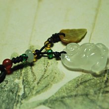 【東采藝術珠寶】十二生肖冰種 狗玉珮吊飾 玉墜子 CJA00084-D  早期冰種花青紫玉吊飾 五行生肖 古董老件 歷史價格詳細信息