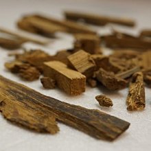 【壽馨堂】印尼巴布亞急沉項鍊,氣味濃郁~慈悲觀世音菩薩.精細的雕工,佛珠也是急沉~ 歷史價格詳細信息