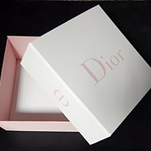 DIOR限定環球漫遊系列 國內50000積分兌禮-手提化妝箱 咱們是出口海外貿易公司訂單正品貨源 海外版——化妝箱(單獨) 歷史價格詳細信息