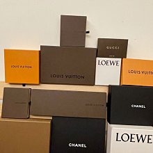 LV 提花領帶 100%頂級斜紋真絲手工定制 送男生（男朋友）的禮物，傾嚮於實用主義 歷史價格詳細信息