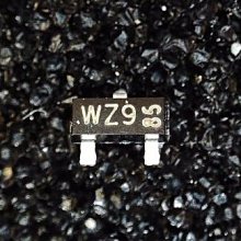 B15《 暗夜獵人II：夜之擁抱 》ISBN:9867848659│春光│雪洛琳．肯揚│七成新 歷史價格詳細信息