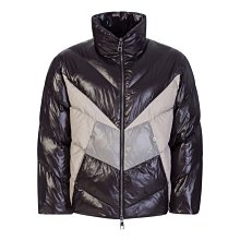 NEIL BARRETT 褐綠色V領英文字T恤     原價   14200      特價 6900 歷史價格詳細信息