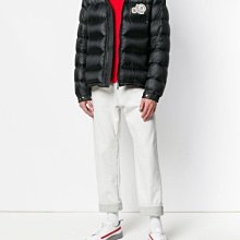 Moncler薄羽絨 外套 大logo紅標 男款 ❤️ 歷史價格詳細信息