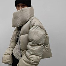 RO Rick系列 經典款常年適用純色大露背長款黑色男款背心 歷史價格詳細信息