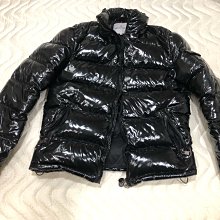 Moncler 黑色 素面 Logo 羽絨外套 全新正品 男裝 歐洲精品 歷史價格詳細信息