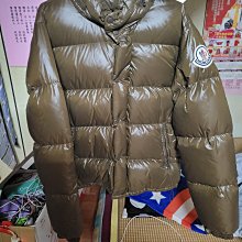 Moncler 羽絨拉鍊背心0號 歷史價格詳細信息