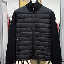 JANET 全新真品~~ MONCLER 白色 Slim Fit 短T 歷史價格詳細信息