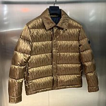 【皮皮購】潮流PRADA 2024ss夏季新款專櫃 三角標設計短袖T恤 商務T恤 歷史價格詳細信息