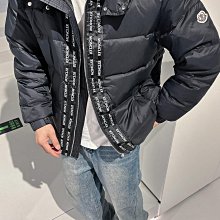 秋冬新款 活力減齡 柔軟有彈自帶肌理感廓形條紋微落肩拉鍊連帽外套  [Classique*真經典] 092401 歷史價格詳細信息