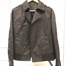 NEIL BARRETT 褐綠色V領英文字T恤     原價   14200      特價 6900 歷史價格詳細信息