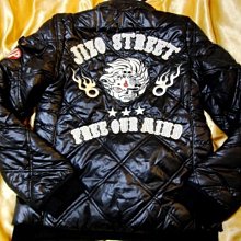 【帥哥王】全新BLUE WAY 鬼洗 地藏小王紅臉金髮 骷髏頭鎖鏈鬼火刺繡藍色直筒30腰原4280只要2980 歷史價格詳細信息